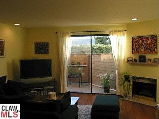 4th image of 1754 11th St Unit 103