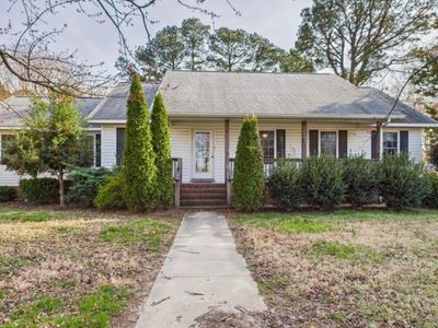 (Undisclosed Address), Deltaville, VA, 23043
