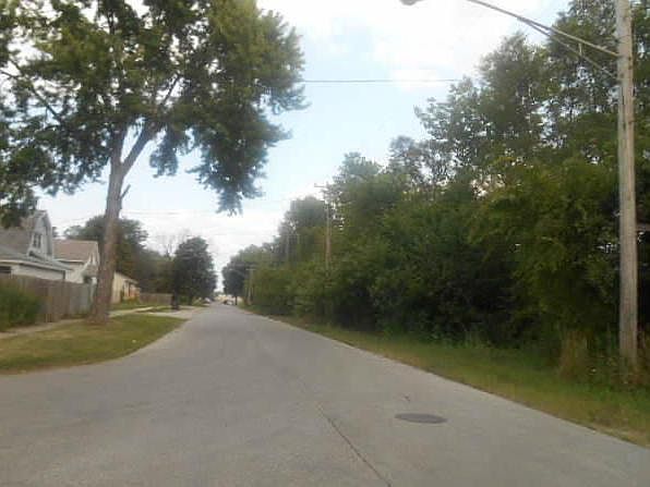 2nd image of 123 E 149th St