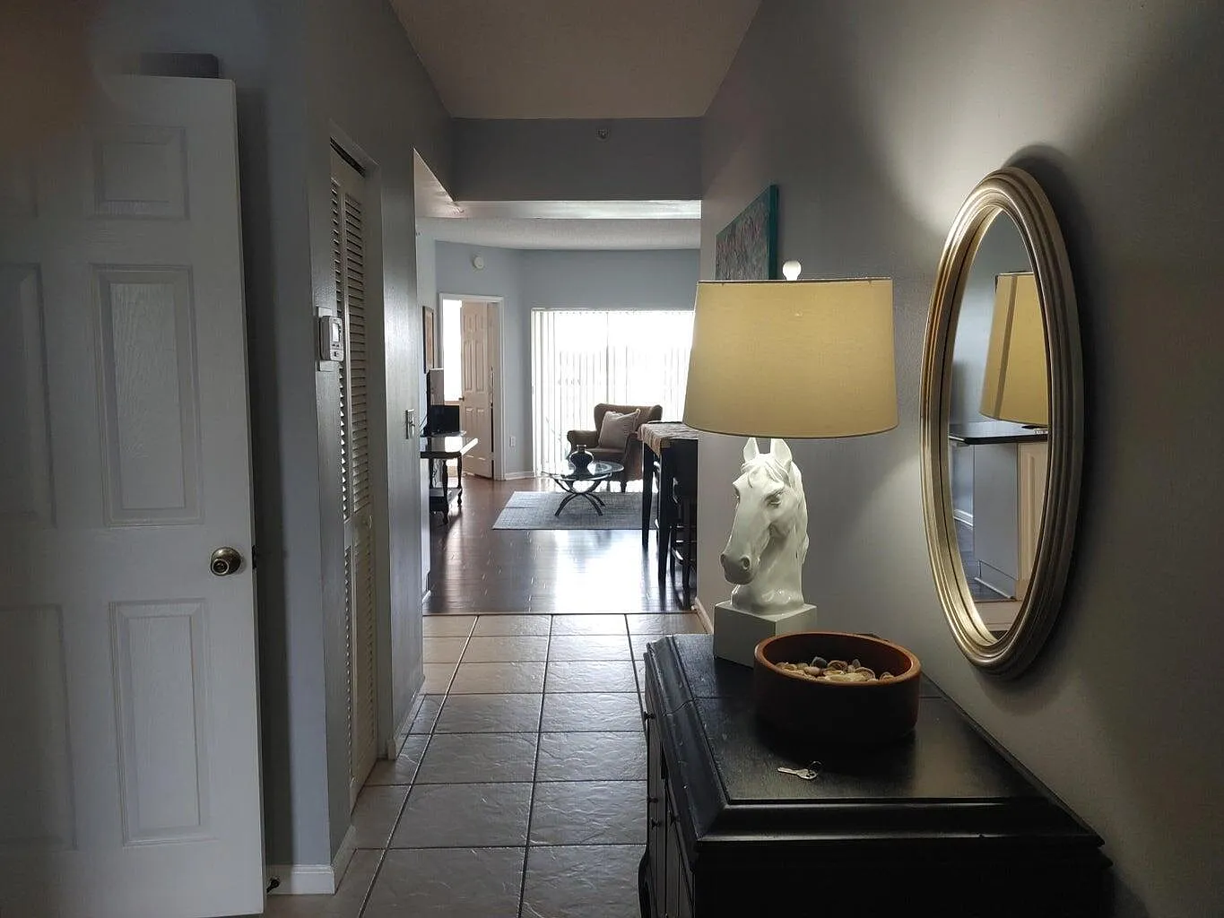 3 bed, 2.0 bath, 1200 sqft, $2,500 — Photo 3
