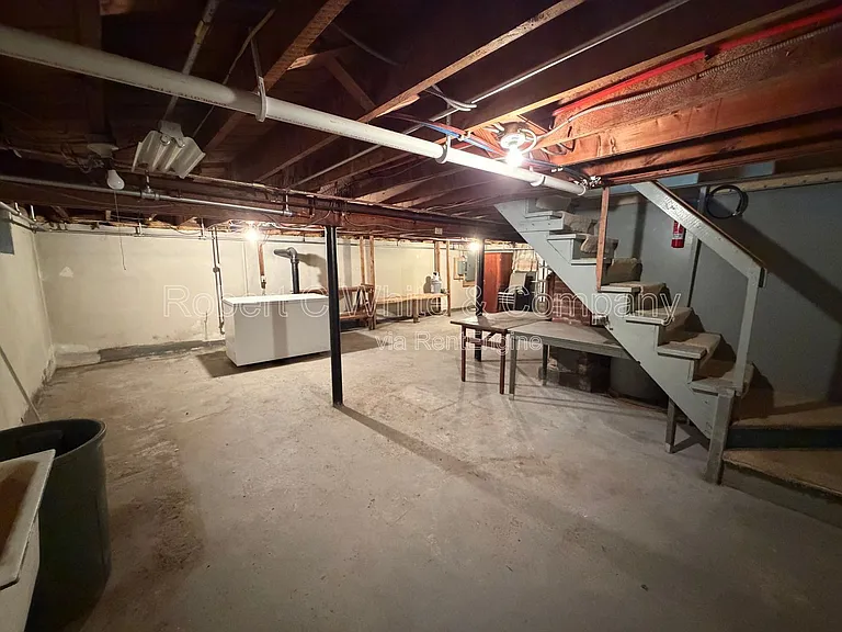 36 Pomeroy Ave — Photo 25