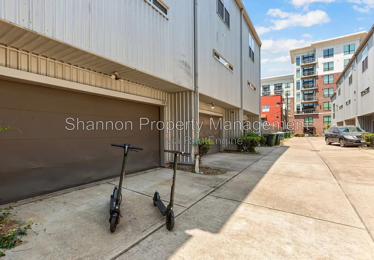 2 bed, 2.0 bath, 1746 sqft, $2,300 — Photo 4