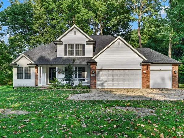 3820 White Oak Ln, Edwardsville, IL 62025