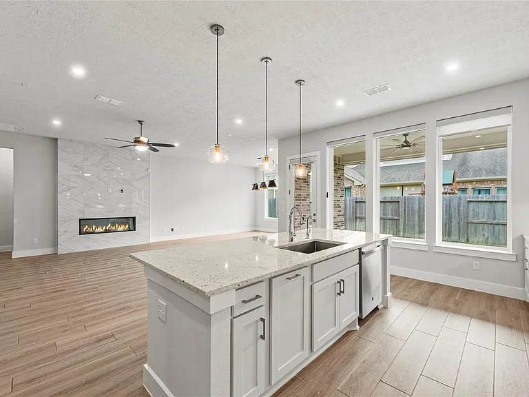 1707 McCrae Hill Ct — Photo 10