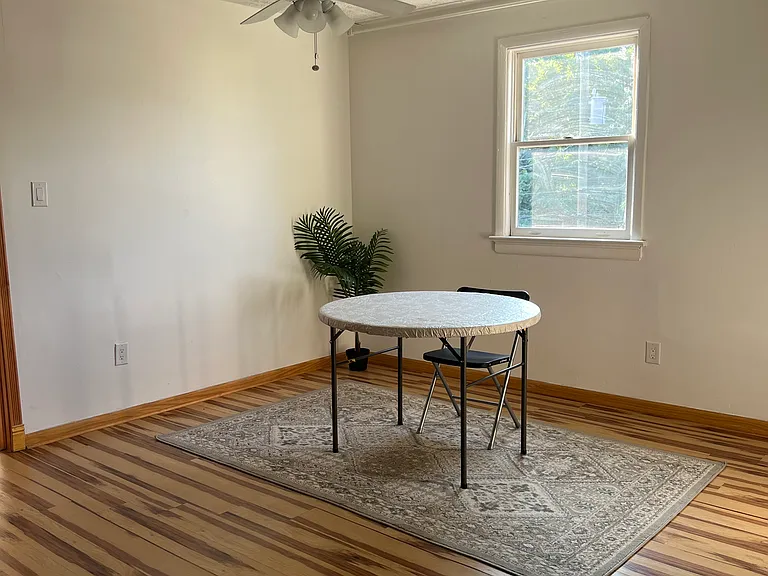 2410 Perry St #4 — Photo 3
