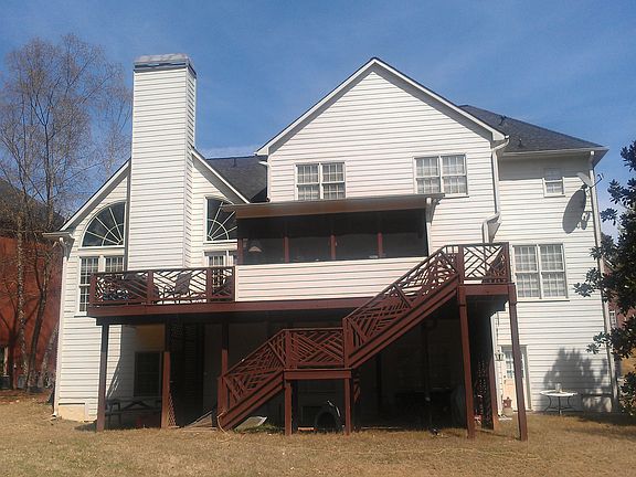 2nd image of 2215 Lasalle Dr