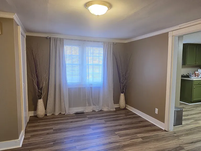 7043 S Goddard Rd — Photo 7