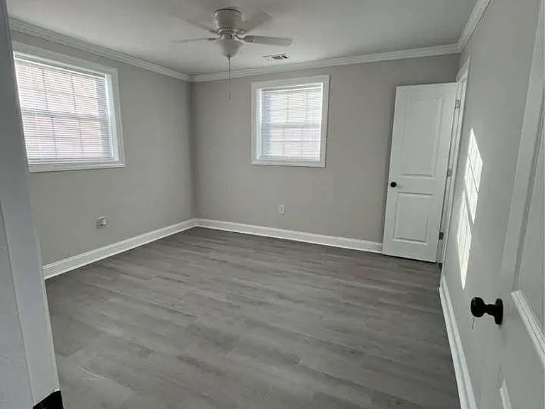 2143 Shrimp St — Photo 15