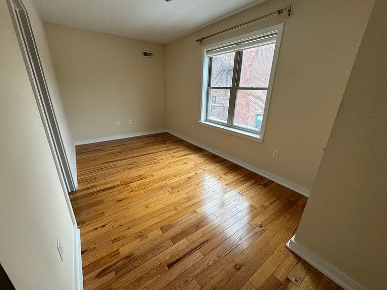 4442 Cresson St — Photo 16