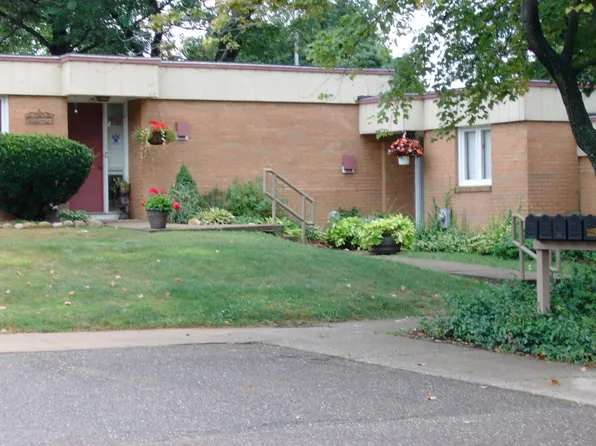 3019 Parklane St NW, Canton, OH 44709