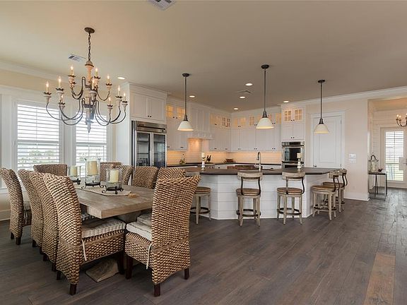 4th image of 11407 Beachside