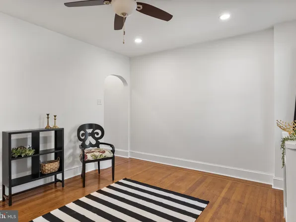 24 Locust St, Merchantville, NJ 08109