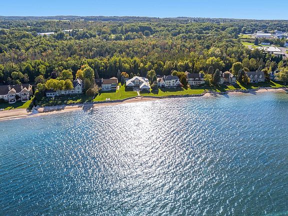 5th image of 6140 Pine Lake Club Dr