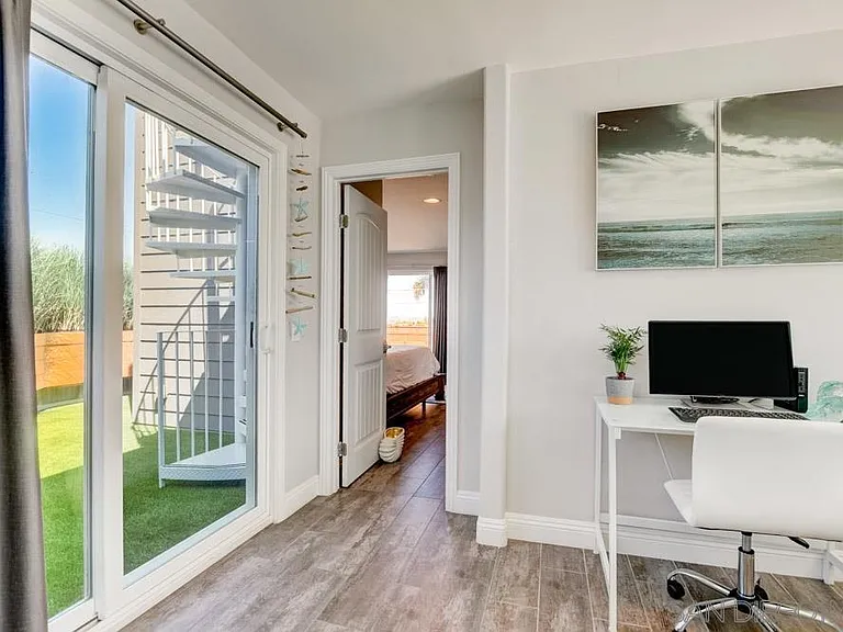 4550 Saratoga Ave — Photo 14