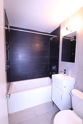 Rented by Oxford Property Group | media 17