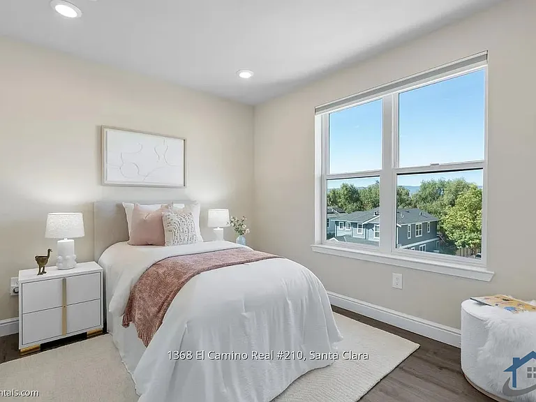1368 El Camino Real #210 — Photo 15