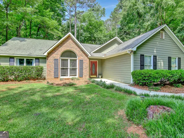 95 First Manassas Way E, Sharpsburg, GA 30277