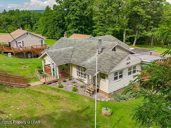 3rd image of 536 Bethel Hill Rd