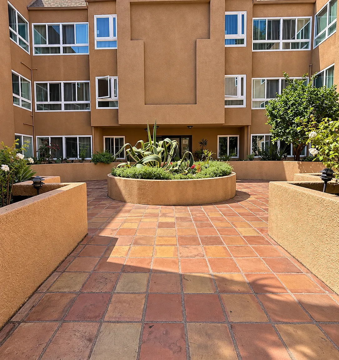 Sun Oaks — Photo 1