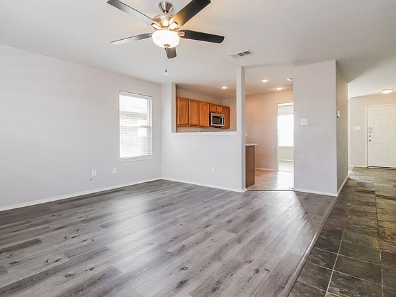 5th image of 2437 Clairborne Dr