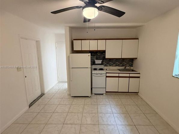 315 NW 32nd St #315