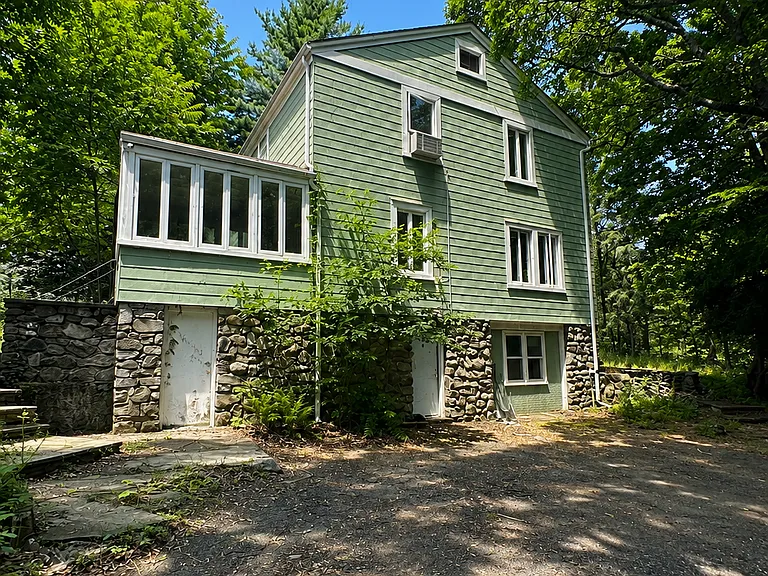 32 Seven Springs Mountain Rd — Photo 14