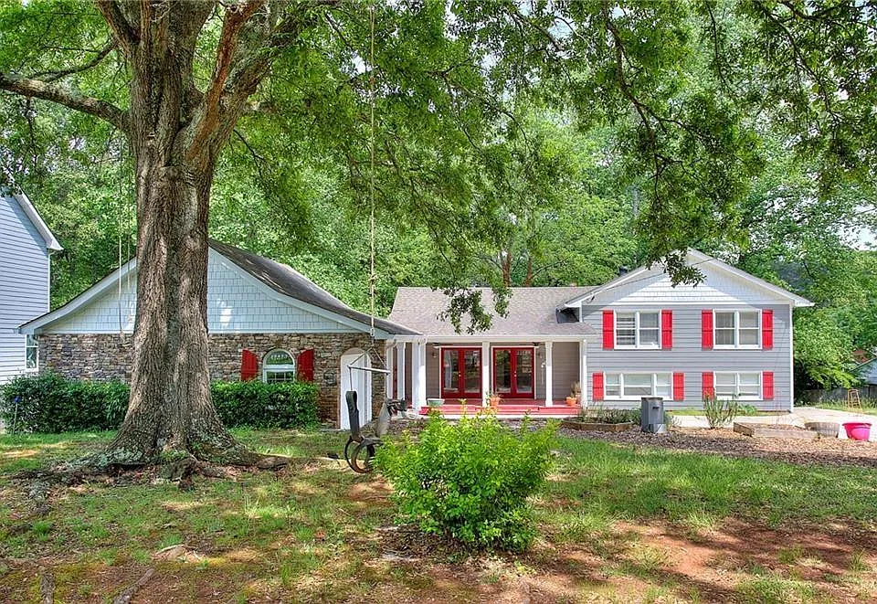 2067 Brockett Rd