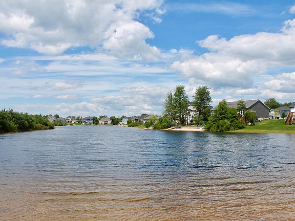4th image of 2890 Red Alder Dr #199