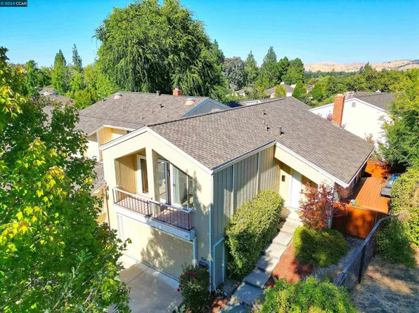 104 Shell Ridge Ct, Walnut Creek, CA 94598