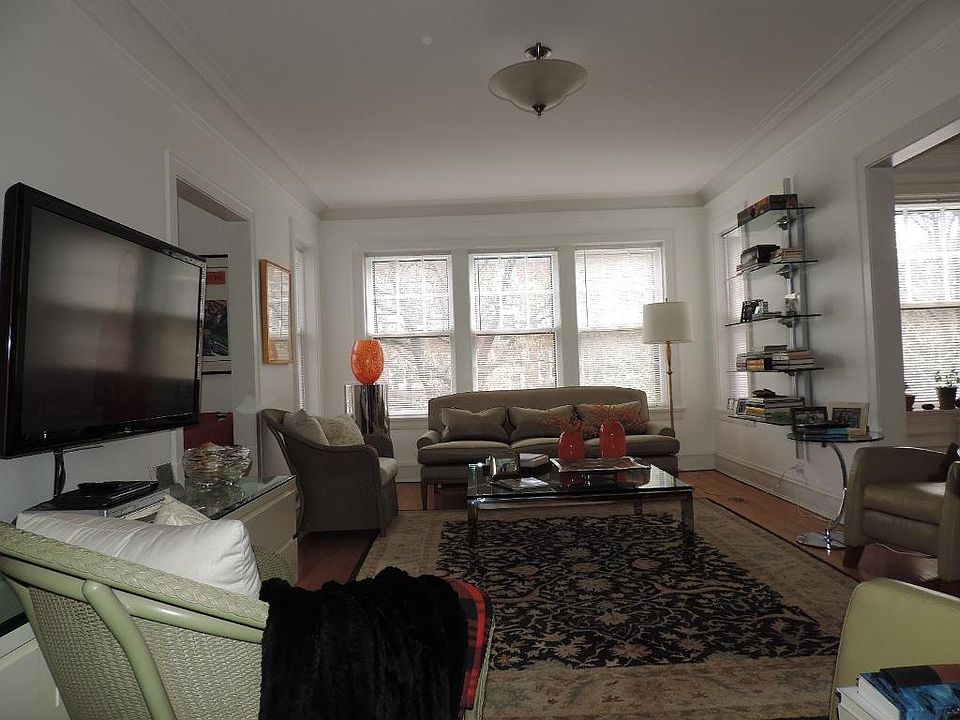 1st image of 102 Keeney St APT 2