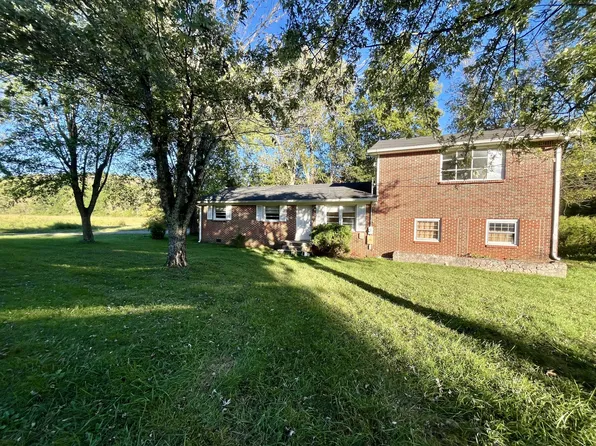 6840 Greenvale Rd, Watertown, TN 37184