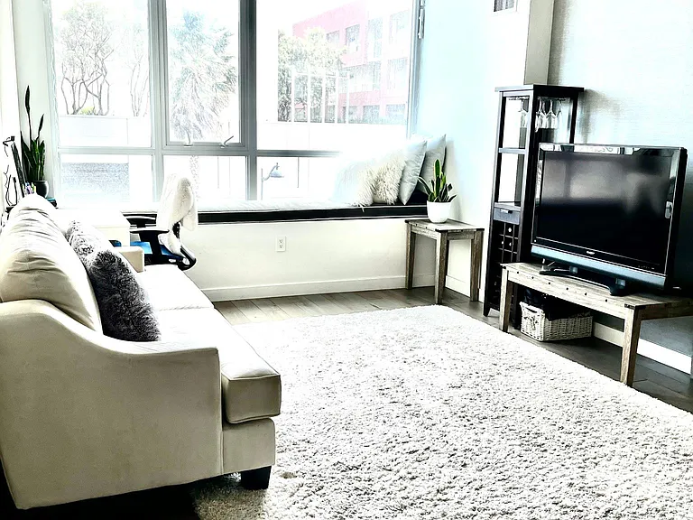 300 Berry St #303 — Photo 3