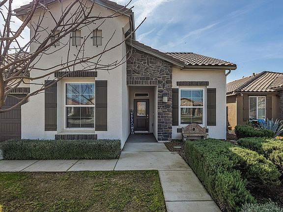 2nd image of 701 Strada Street