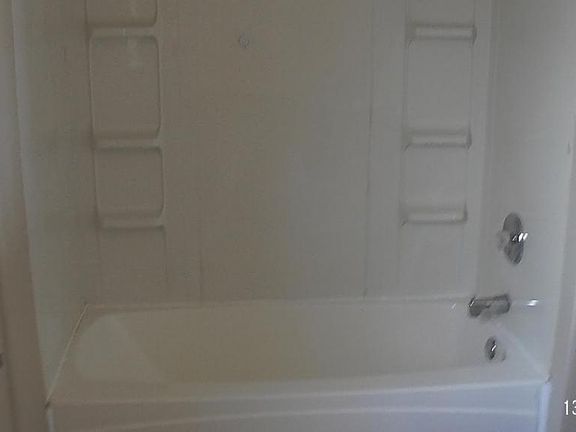 5th image of 591 Leeton Ave
