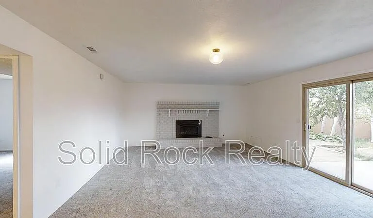 6340 Lange Dr — Photo 12