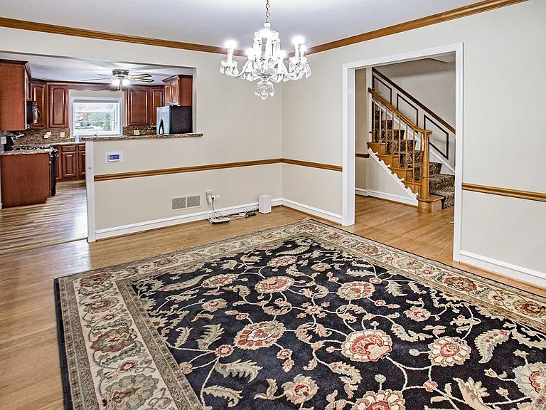 705 Ashford Rd — Photo 37