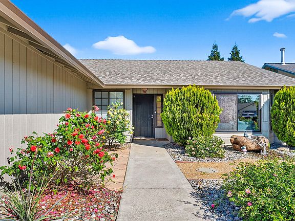 2nd image of 2370 Candlewood Dr