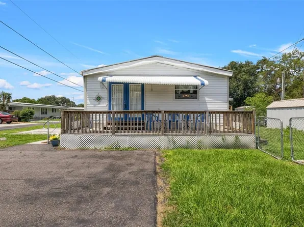 39133 Hillcrest Dr, Zephyrhills, FL 33542