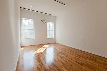 Rented by Nest Seekers International