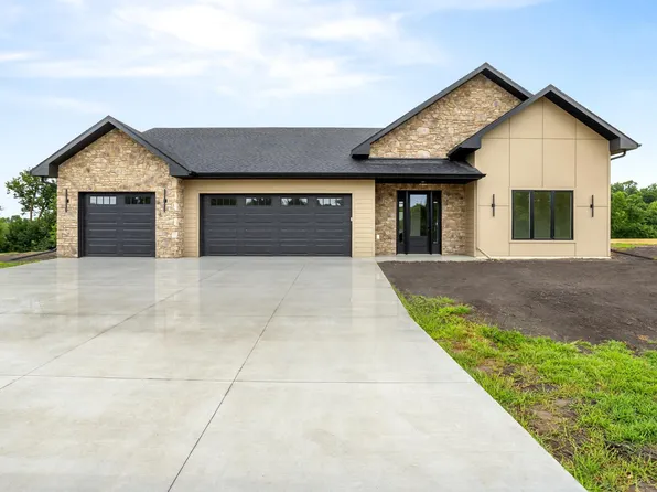 14433 Grandview Ln, Lake Park, MN 56554