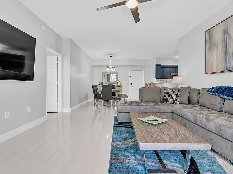 802 Windward Way #217 — Photo 3