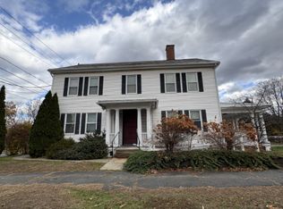 1185 N Pleasant St #B, Amherst, MA 01002