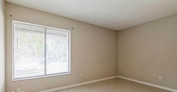1st image of 37217 Oak Ct Unit 1