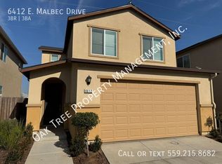 6412 E Malbec Dr, Fresno, CA 93727