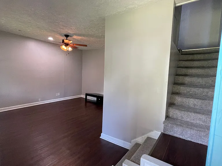 431 Atwood St — Photo 13