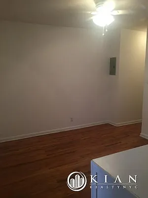 Rented by Kian Realty | media 4