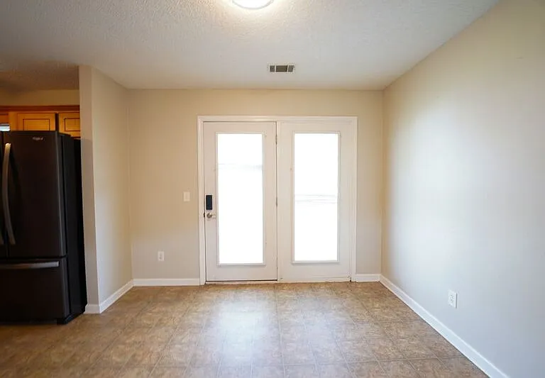 134 Mustang Dr — Photo 8