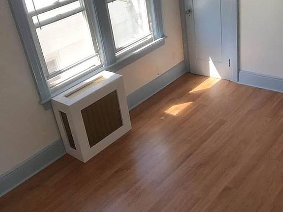 3rd image of 8542 105th St #2FL