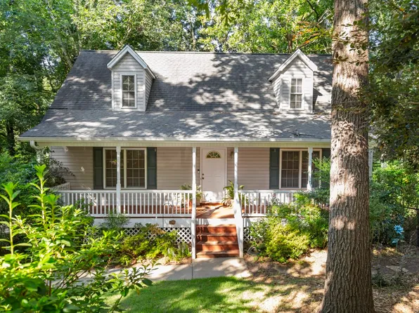 2000 Ridgeview Ln, Seneca, SC 29678