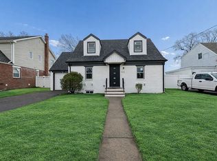 43 Elden Pl, Fair Lawn, NJ 07410